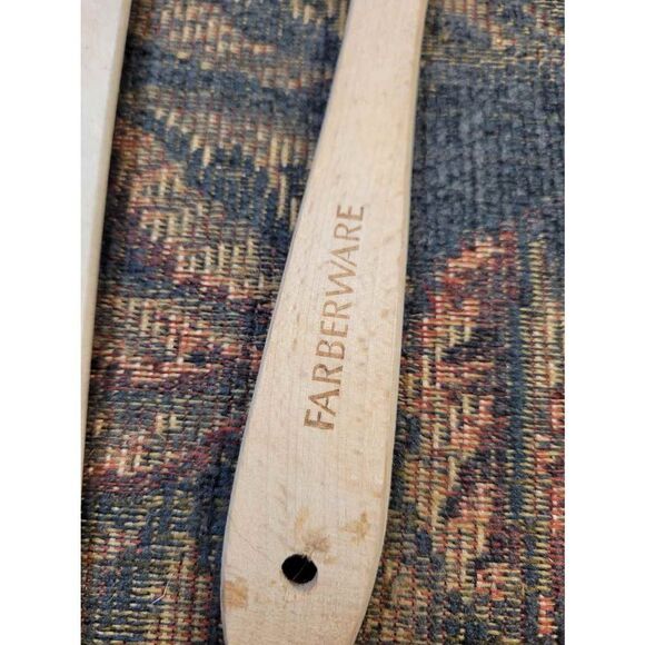 Set of 2 Farberware Scrapers- Snowman and Red - Picture 2 of 7